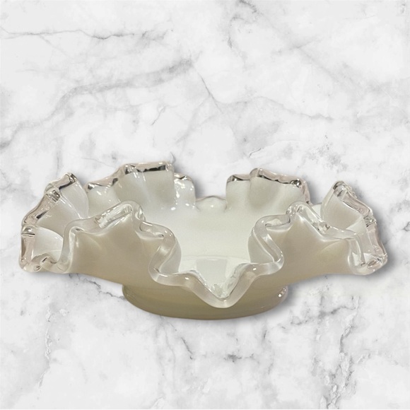 Fenton Silvercrest vintage bonbon dish - Picture 3 of 6